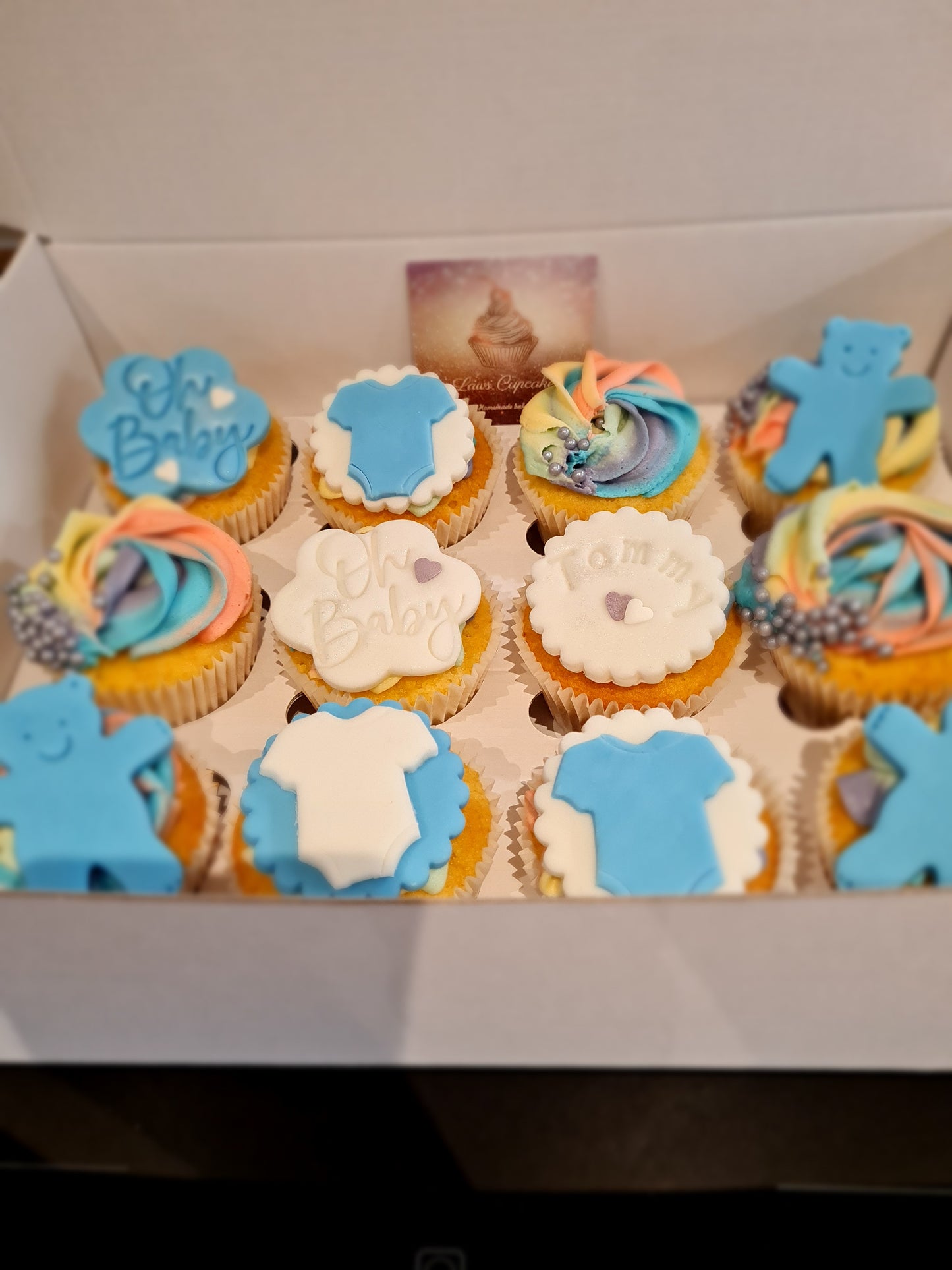 Baby Shower Cupcakes